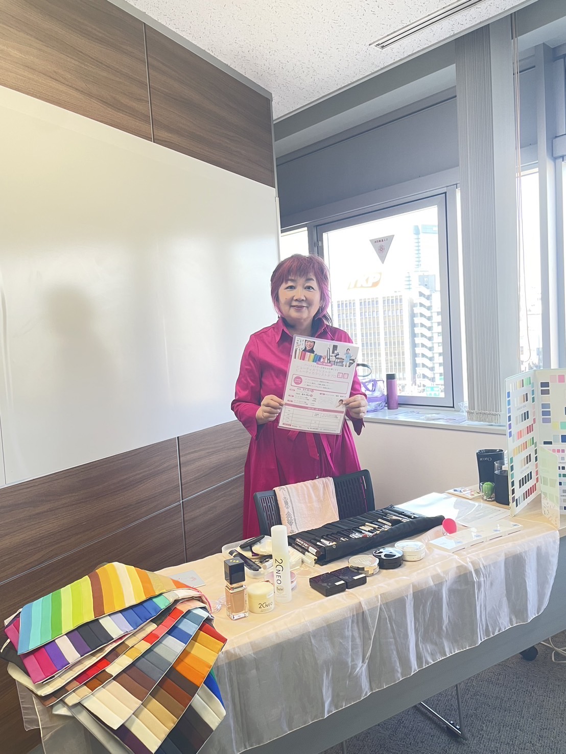 新サロンでの体験会の風景